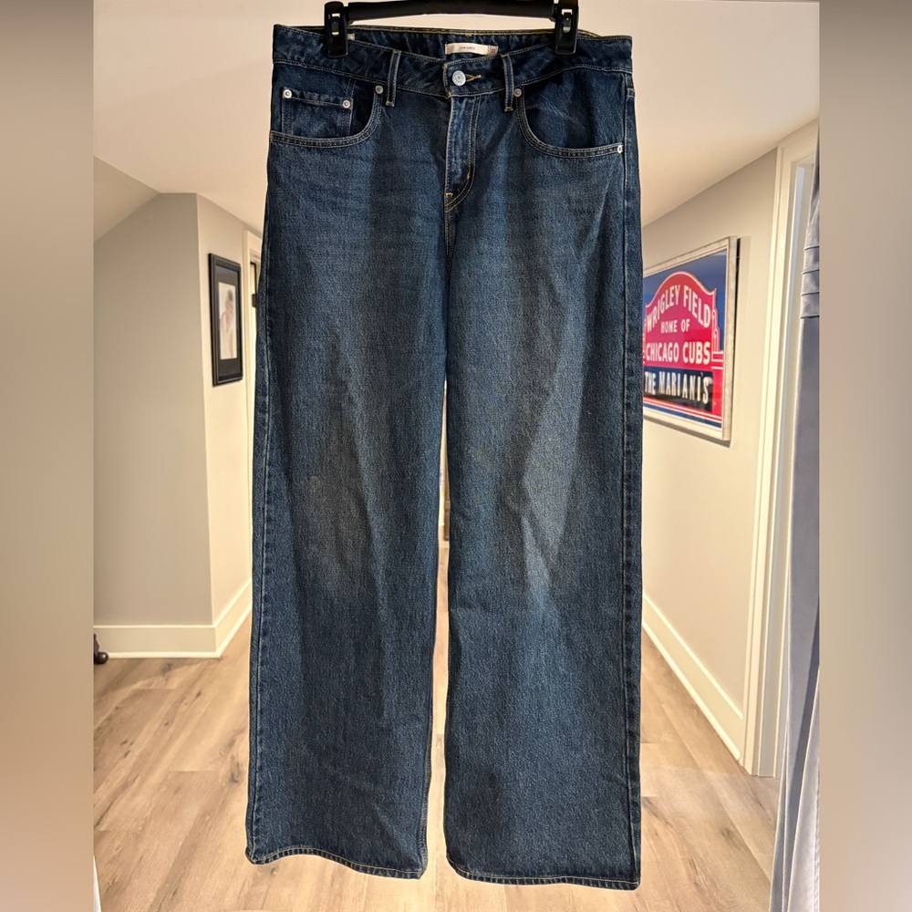 Classic Levi’s Blue Denim Jeans